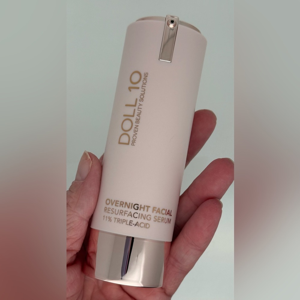 Doll 10 - Smooth Assist - Overnight Facial Resurfacing Treatment